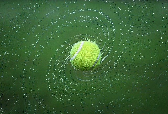 tenisový míč
